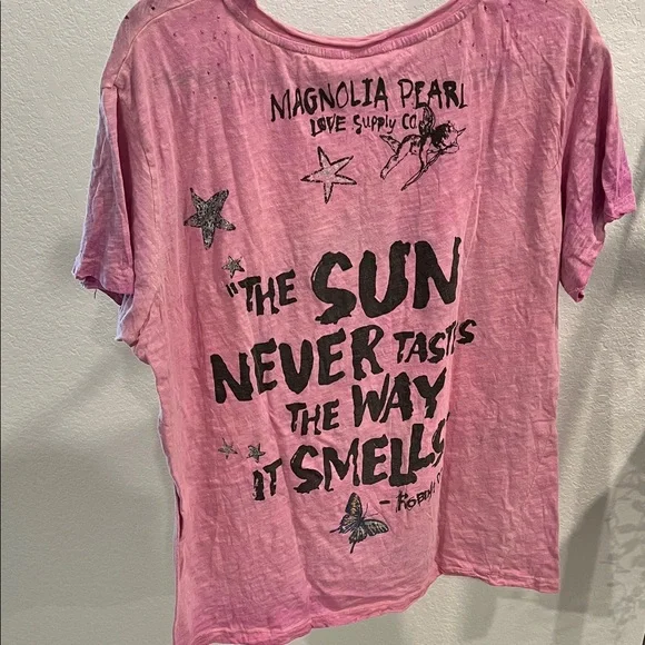 Magnolia Pearl pink Love Robina tee (item 15.10) - Picture 5 of 6